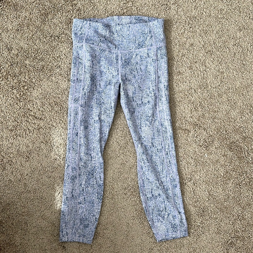 Athleta Ultimate Stash 7/8 leggings